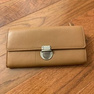 Fossil wallet